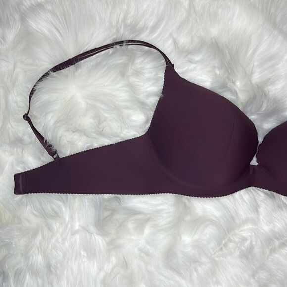 Victoria's Secret Angels Secret Embrace Bra - Picture 12 of 13